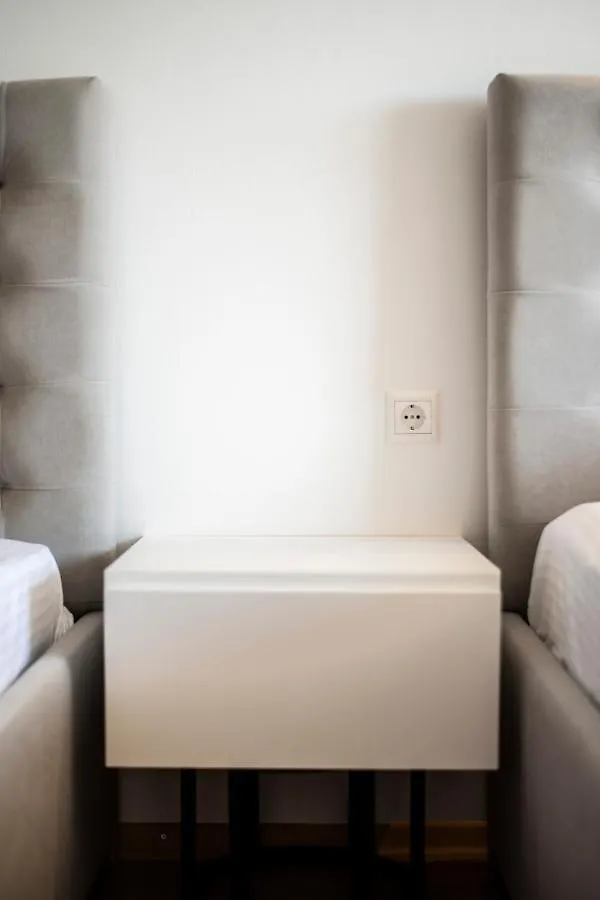 Ionio Rooms I Himare 0*,