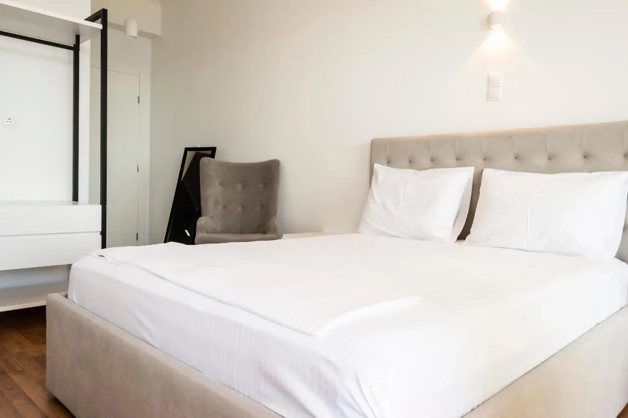 Ionio Rooms I Himare